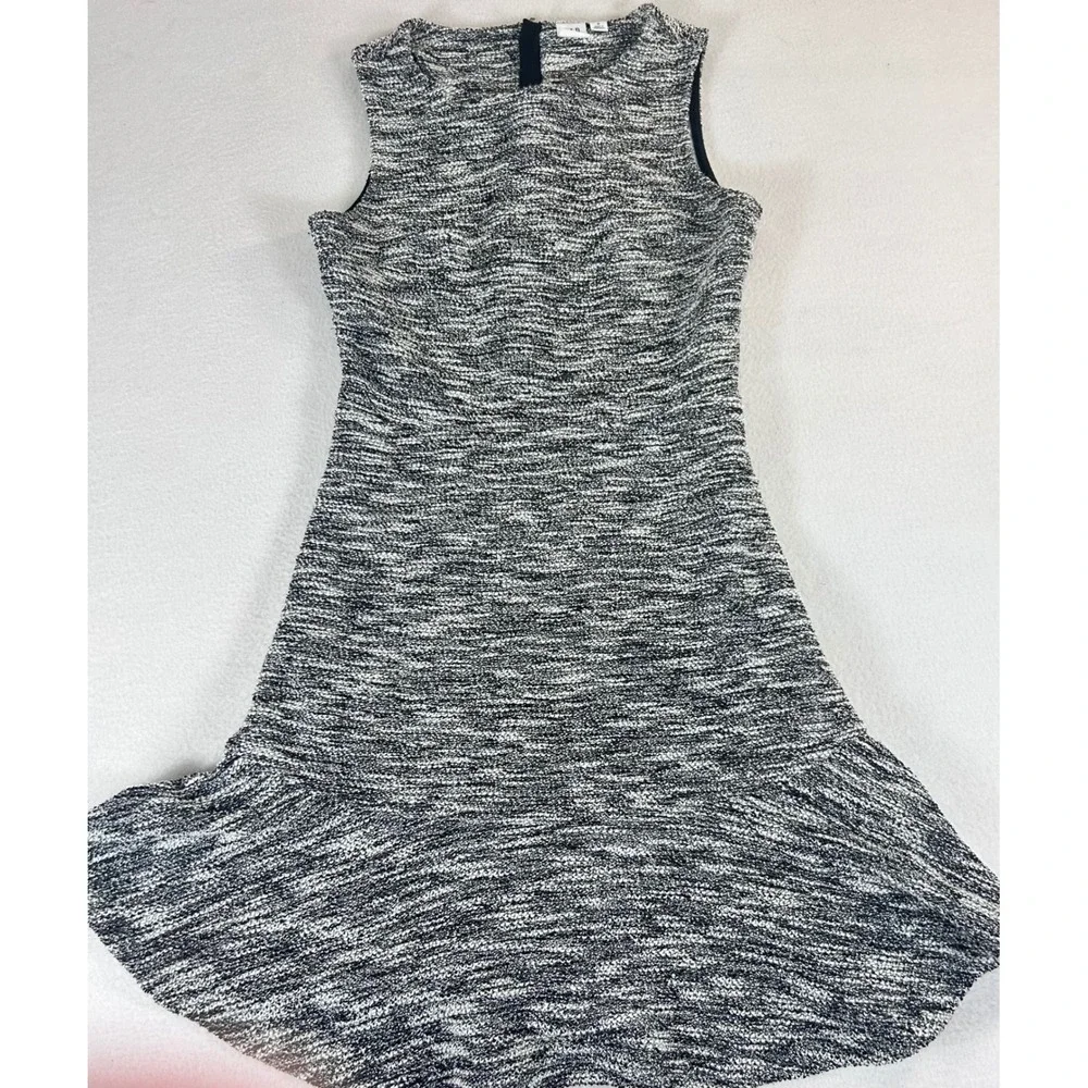 Gap Kids Girls Black White Marled Knit Ruffle Fit Flare Dress 493701-00 Size 0